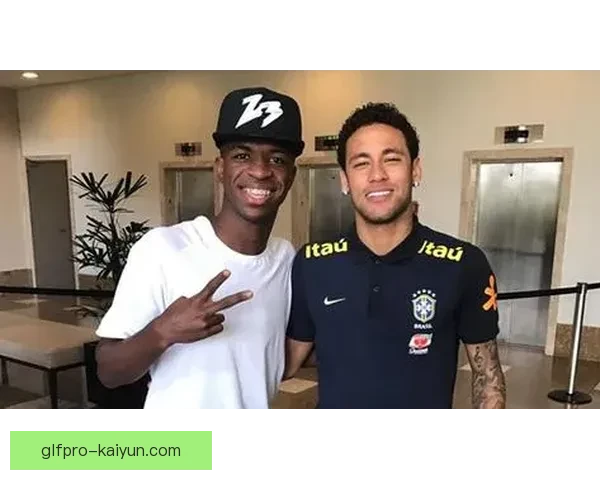 维尼修斯续约进展值得关注，双方仍在就细节进行深入协商